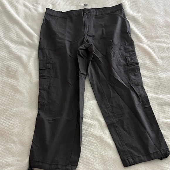 Scout Men's Dark Gray Cargo Pants - Picture 1 of 5